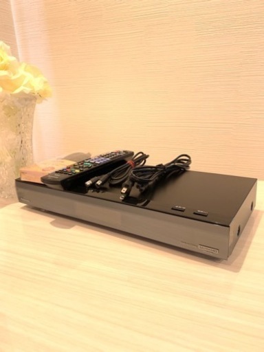 2019年製❗️パナソニック 2TB 3チューナー ブルーレイレコーダー 4Kチューナー内蔵 おうちクラウドDIGA DMR-SCZ2060