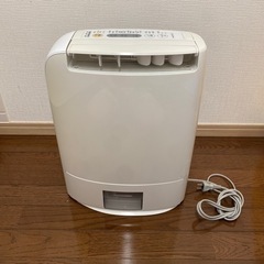 お返事できずごめんなさい、取引者決定しました。【無料】除湿機　5...