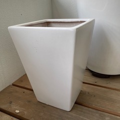 植木鉢の画像
