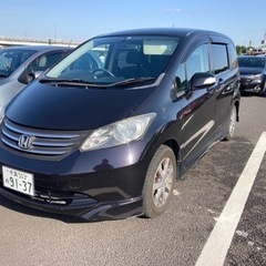 交換可フリード　7人乗りH20年　136,000km 車検令和5年8月　今年の自税コミの画像