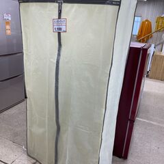 探し物なら「リサイクルR」❕ハンガーラック❕カバー付き❕キャスタ...