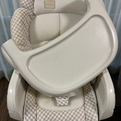 【値下】コンビ　ハイローチェア　電動　テーブル付の画像