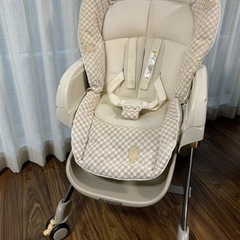 【値下】コンビ　ハイローチェア　電動　テーブル付