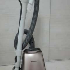 Panasonic 紙パック掃除機 (MC-PA23G-P)