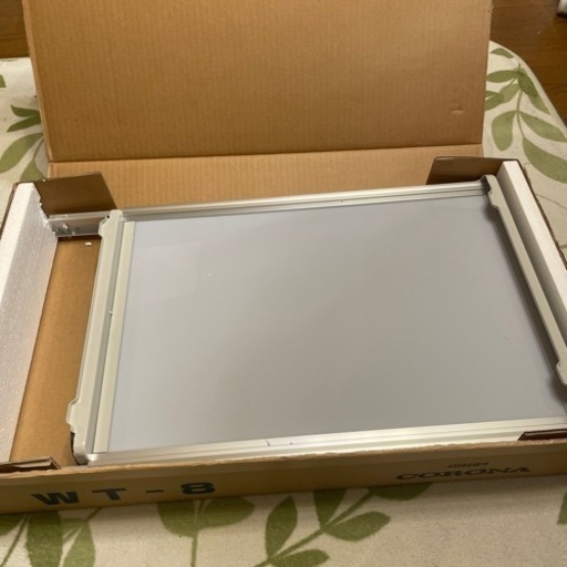 新品 未使用     †コロナ ルームエアコン 窓用取付枠