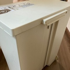 kcudゴミ箱⭐︎ペダルペールの画像