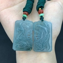 本翡翠ペンダント　龍鳳　グァテマラ産　アイス系　完美品　国石　ギ...
