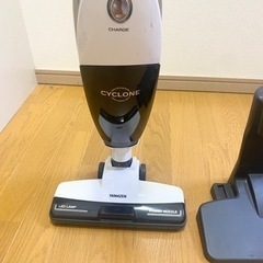 『取引中』5/5まで割引可能！！YAMAZEN コードレス掃除機の画像