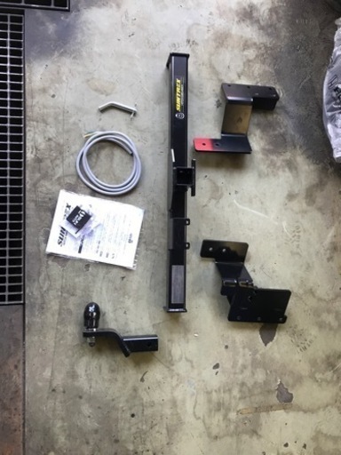 三菱　デリカＤ５　ヒッチメンバー