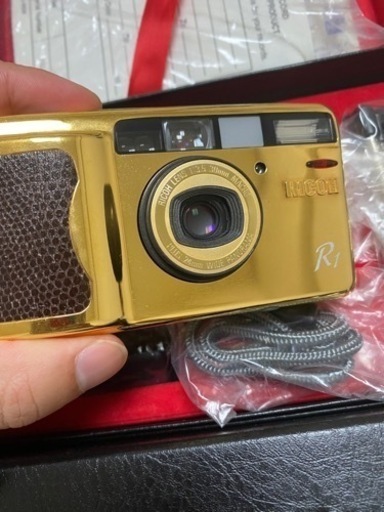 超貴重！リコー　r1 フィルムカメラ　ゴールド