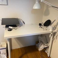 イケアデスクの中古が安い!激安で譲ります・無料であげます イケアデスクの中古が安い!激安で譲ります・無料であげます