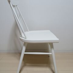 【お届け可】 ベルメゾン　白い椅子の画像