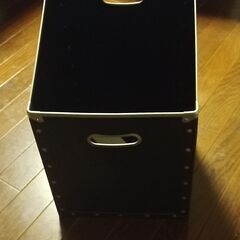 収納ボックス
