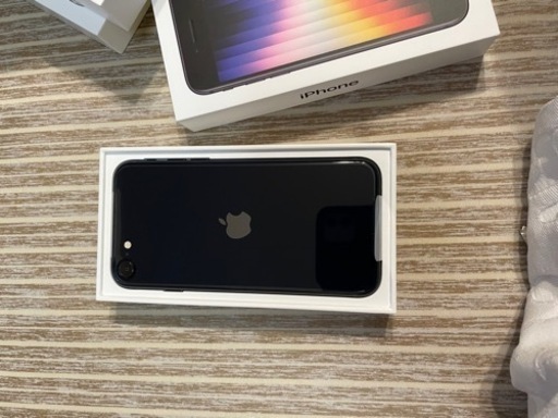 Apple iPhoneSE第3世代 64GB  新品未使用