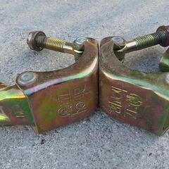 単管クランプ Φ４８.６mm用 、直交４０個、自在３０個の画像