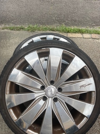 245/35R20 タイヤ4本セット