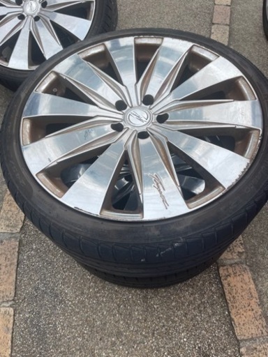 245/35R20 タイヤ4本セット