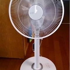 ★リビング扇風機 背の高いタイプ 上下左右風向き 超静音 省電力の画像