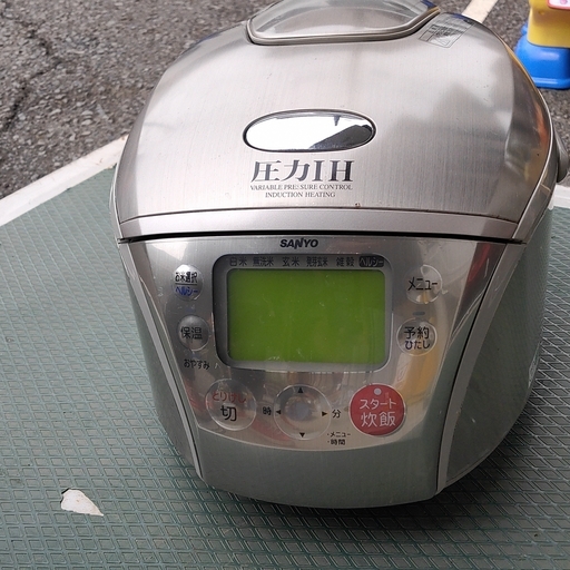 0501-005 SANYO 圧力IH炊飯器