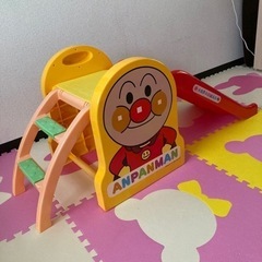 アンパンマン　滑り台
