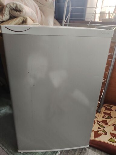 小型冷蔵庫７３Ｌ　２１１７，１－６期製