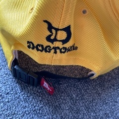 ☆【お値引き】DOG TOWN黄色帽子☆新品未使用品の画像