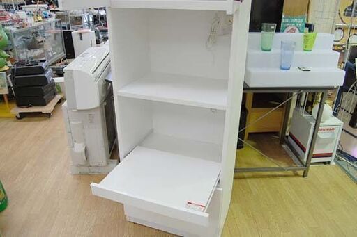 【商談中】ニトリ スリムレンジボード 幅59×奥44×高181cm エナメル塗装 N BANDA コンセント付き 食器棚 ピアノ塗装 