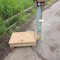 値引きしました　アンティークYAMATO台はかり