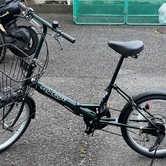 新品の折りたたみの自転車