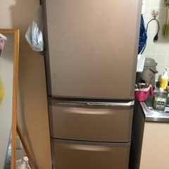 冷蔵庫の画像