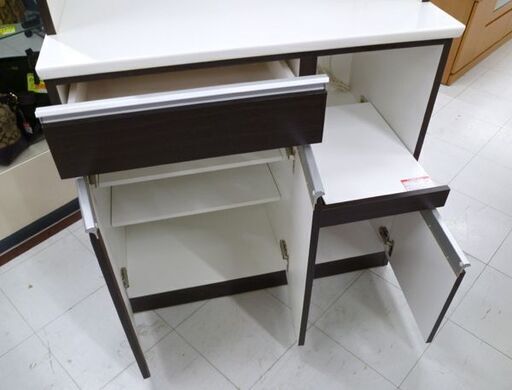 レンジボード 幅89.5×奥行50.5×高さ190cm スリム 食器棚 キッチンボード エナメル調 ホワイト ブラウン系 ニトリ 苫小牧西店