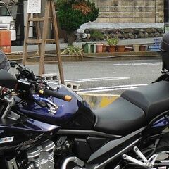 GIVI　トップケース　３３L　モノキーケース　未塗装ブラック　中古品