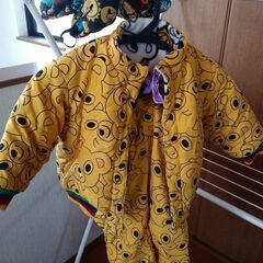 雪遊び用の服(95㎝)とアームカバー