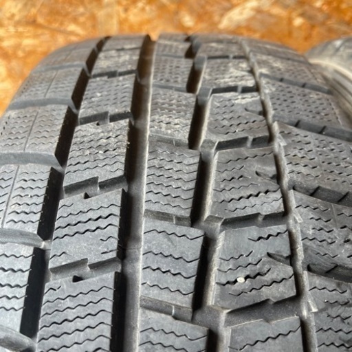 バリ山　DUNLOP WM01 205/50R17 スタッドレス　タイヤ　2017年製　17インチ　2本セット