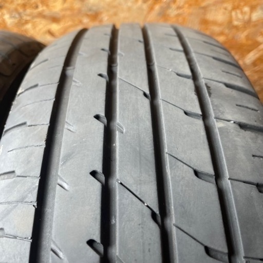 バリ山　DUNLOP RV504 195/65R15 夏タイヤ　2017年製　15インチ