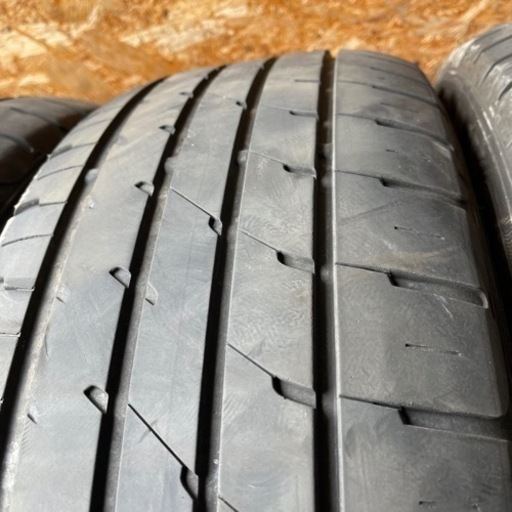 バリ山　DUNLOP RV504 225/55R18 夏タイヤ　2018年製　18インチ