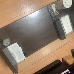 姿見、テレビ台、テーブルセットの画像
