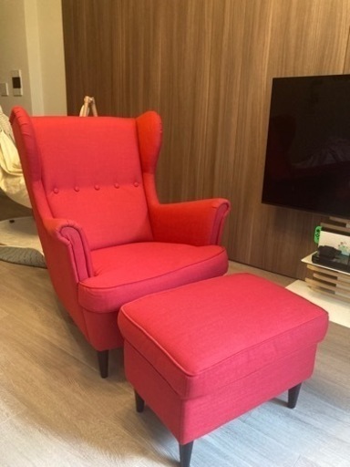 IKEA 1人掛けソファ　オットマンセット赤
