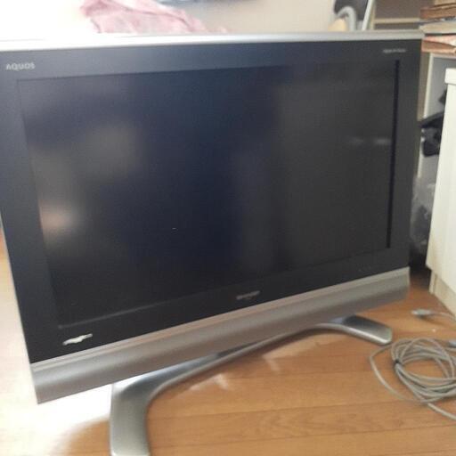 シャープ　AQUOS　32インチテレビ