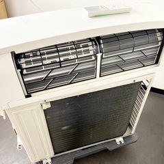 激安‼️買い換えるなら今です❗️18年製 6〜9畳用 SHARPルームエアコンCS-EX228C-W🌟の画像