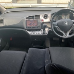 【ストリームRSZ・リアモニター付】車検R5年9月の画像