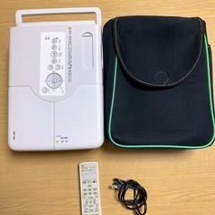 EPSON dreamio DVD一体型ホームプロジェクター E...