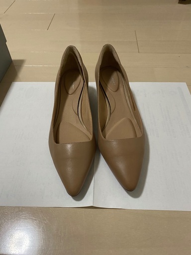 パンプス　ROCKPORT 25cm ベージュ