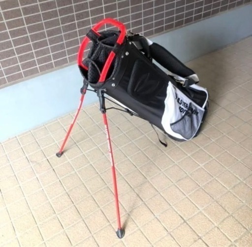 超美品 マスターバニー 超軽量2.2kg スタンド キャディーバッグ 男女兼用