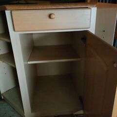 コーナ用の棚の画像