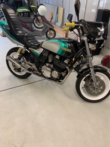 バイク XJR400
