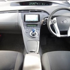 自社ローンって知ってますか？信販会社を通さないんです😎金利０％＆キャンペーン中✨装備充実！トヨタ プリウス Ｓ　ツーリングセレクションの画像