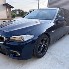 BMW 523d F10 後期 サンルーフ Mスポーツ カーボンブラックの画像