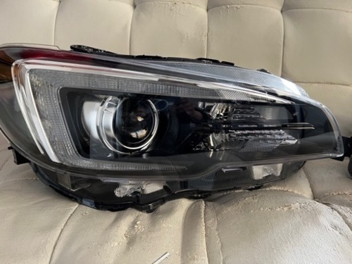 取引中　WRX STI S4 レヴォーグ用　後期型ヘッドライト