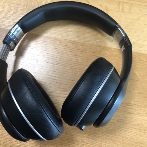 ワイヤレスヘッドホン AUKEY